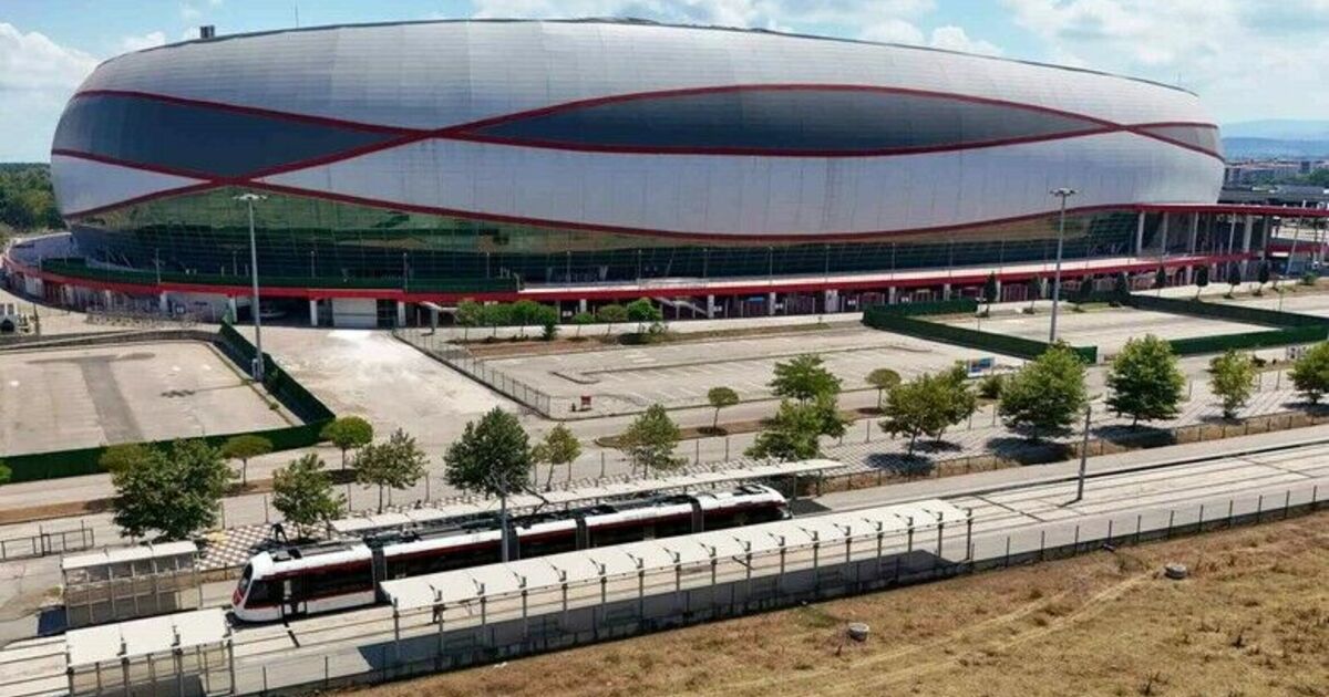 19 Mayıs Stadyumu’nun tadilatında sona geliniyor
