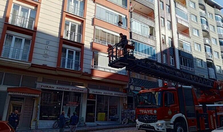 Yaşlı kadın, polisi alarma geçirdi - Samsun’un Bafra ilçesinde haber alınamayan yaşlı kadın, polisi alarma geçirdi.