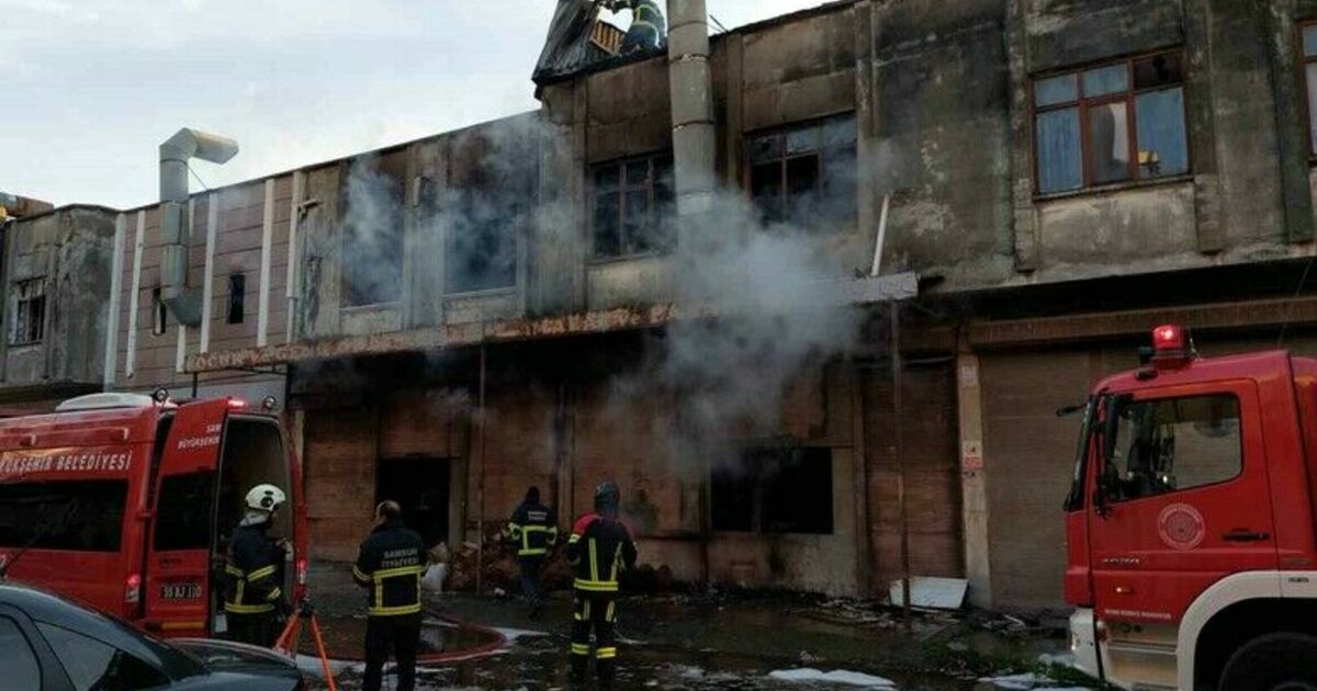 Samsun’da mobilya imalathanesinde yangın
