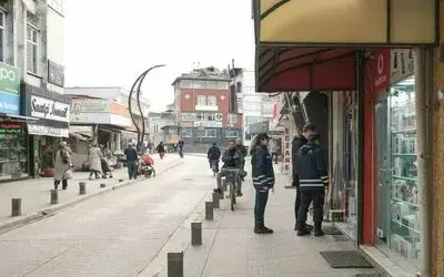 Terme’de kaldırım işgallerinin önüne geçildi
