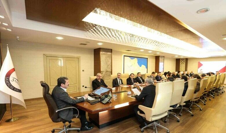 Kahverengi kokarca ile mücadelede yeni kararlar
 - Samsun Valiliği’nde yapılan toplantıda, tarım alanlarında büyük zararlara yol açan kahverengi kokarca ile mücadelede yeni kararlar alındı. Toplantıda, kokarca popülasyonunun kontrol altına alınması ve zararın en aza indirilmesi için çeşitli stratejiler belirlendi.