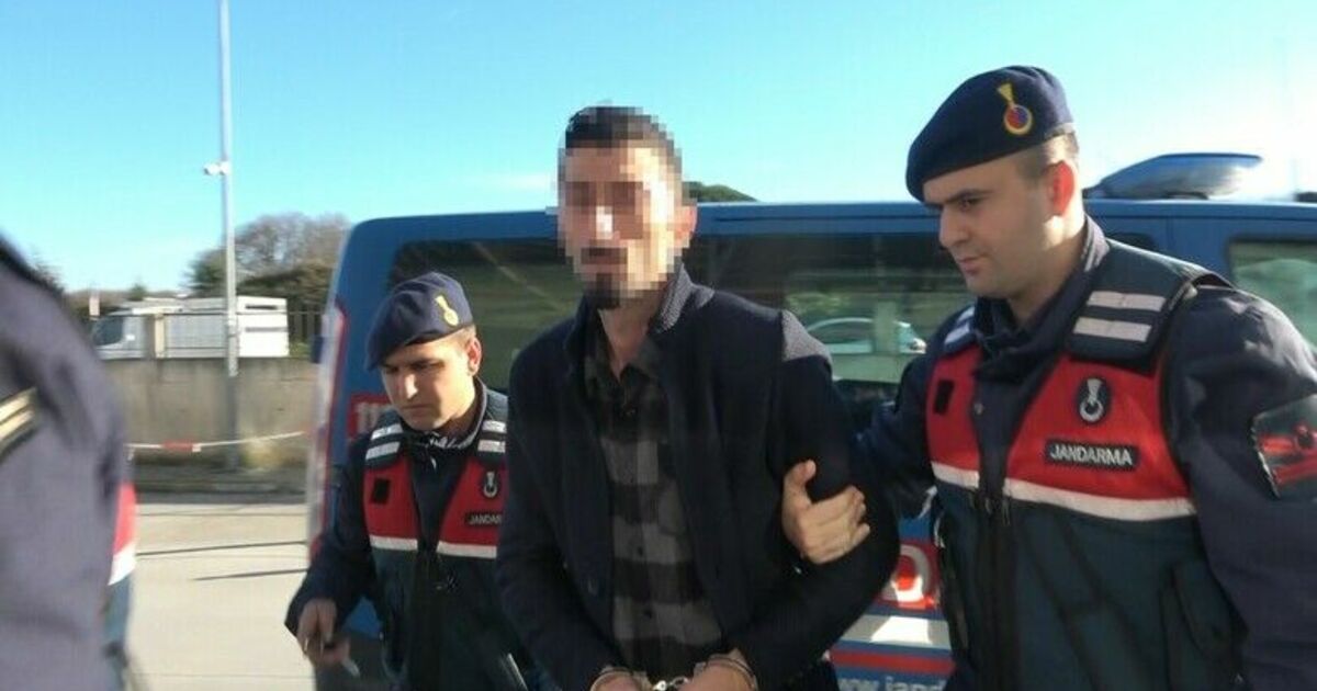 Boşandığı eşine otomobil ile çarparak ağır yaraladı
