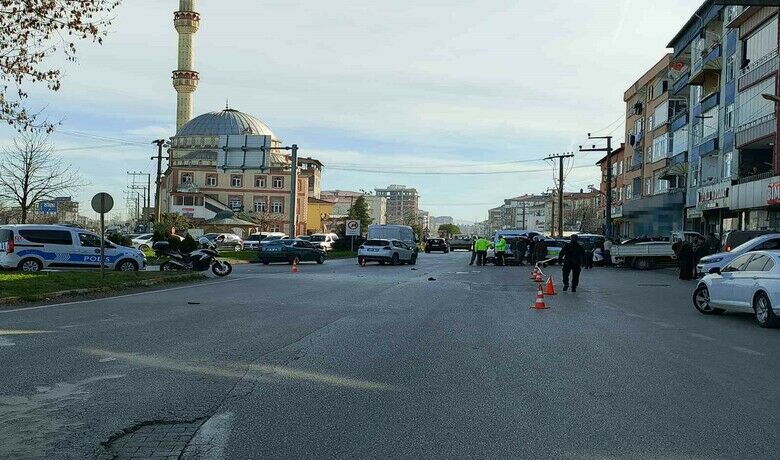 Otomobilin çarptığı motosikletsürücüsü hayatını kaybetti - Samsun’un Çarşamba ilçesinde otomobilin çarptığı motosiklet sürücüsü hayatını kaybetti.