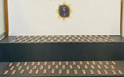 Evinde bin 860 adet uyuşturucuyla yakalandı
