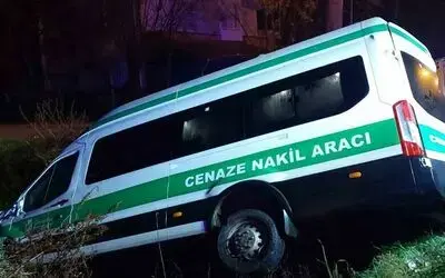 Samsun’da cenaze aracı kaza yaptı: 10 yaralı
