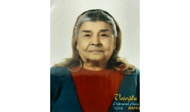 Ayşe Önal Vefat Etti - Kızılırmak ilkokulu müdürlerinden merhum Abdüsselam Önal'ın eşi Ayşe Önal vefat etti.