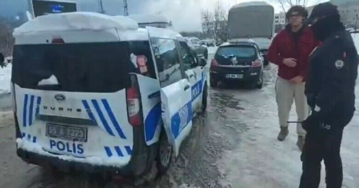 Samsun polisi, MSÜ sınavı öğrencilerini yalnız bırakmadı
