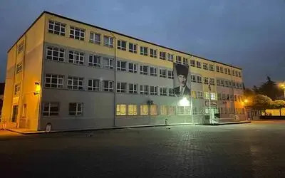 Yanan okul 15 gün içinde eğitime hazır hale getirildi
