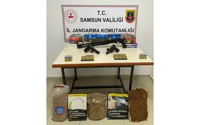 Jandarma kaçak silah ve tütün ürünleri ele geçirdi
