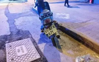 Bisiklete çarpan motosiklet sürücüsü yaralandı