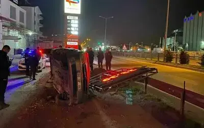 Otomobil Ters Döndü, 2 Yaralı