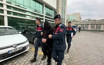 Samsun’da 231 elektronik sigara görünümünde likit esrar ele geçirildi
