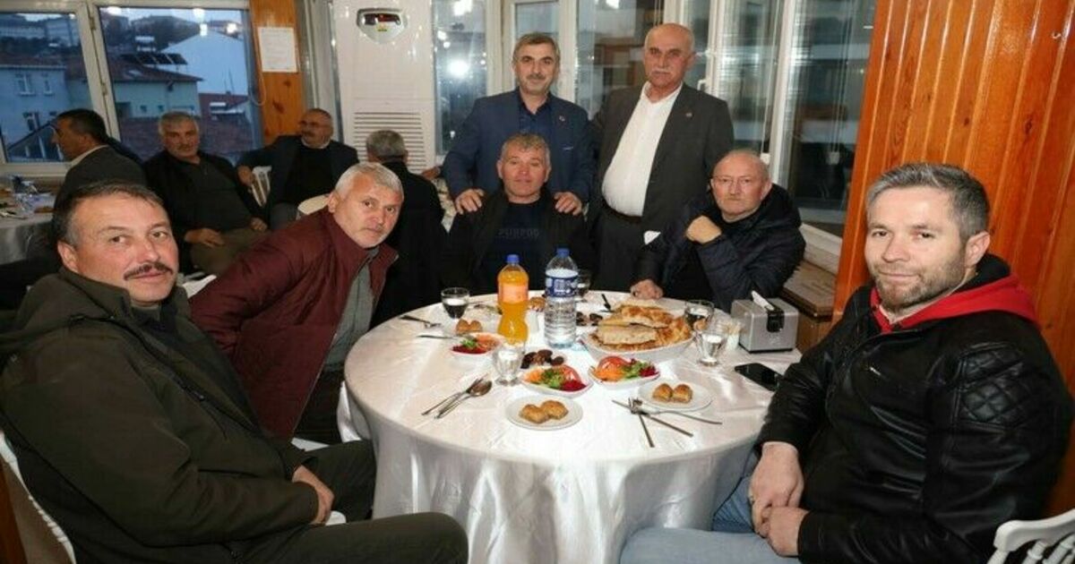 Bafra’da muhtarlar iftarda buluştu
