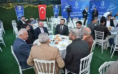 Milli gençlik iftarda
