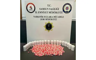 Samsun’da bin 122 adet sentetik ecza ele geçirildi: 2 gözaltı

