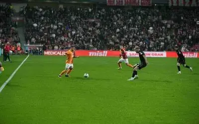 Trendyol Süper Lig: Samsunspor: 0 - Galatasaray: 1 (Maç devam ediyor)

