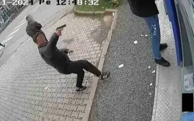 ATM’den para çekerken öldürülen gencin vurulma anının güvenlik kamera görüntüleri ortaya çıktı
