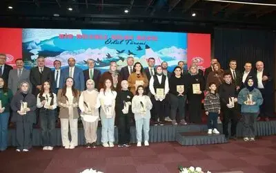 Bir Bilenle Bilge Nesil Kompozisyon Yarışması’nın kazananlarına ödül
