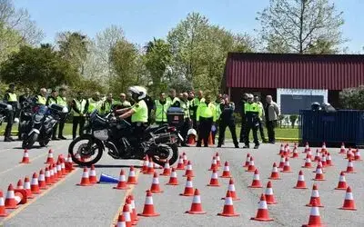İl Emniyet Müdürü Arıbaş’tan şahin timi eğitimine denetim
