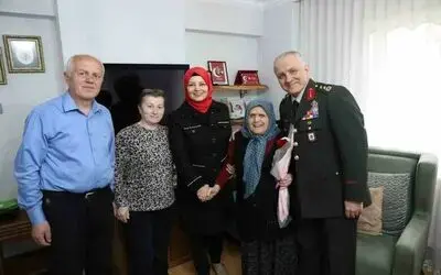 Garnizon Komutanı Ala’dan şehit annesine anlamı ziyaret
