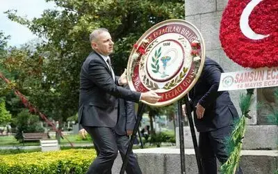 Karacan: "Takviyeler mutlaka eczacı kontrolünde verilmeli"
