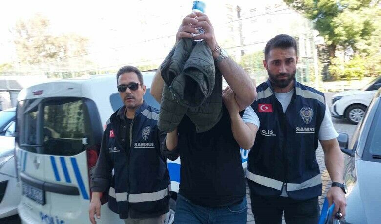 Eşini darp sonucu hastanelik edenşahıs adli kontrol şartıyla serbest bırakıldı - Samsun’da eşini darp ederek hastanelik ettiği iddia edilen şahıs, çıkarıldığı mahkemece adli kontrol şartıyla serbest bırakıldı.