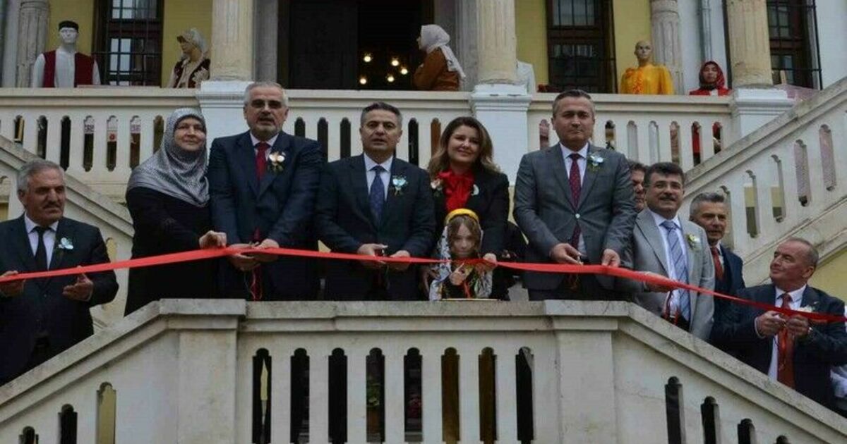 Bafra’da yıl sonu sergisi
