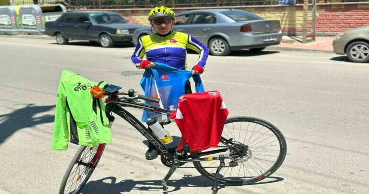 Hasbi Aslan, 70 yaşında gençlere taş çıkarıyor
