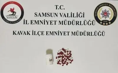 Durdurulan araçtan uyuşturucu hap çıktı
