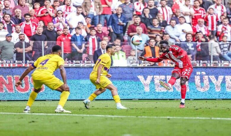 Samsunspor’da 5 yabancıfutbolcu ile yollar ayrıldı - SAMSUN (İHA) – Samsunspor’da Flavien Tait, Nanu Gomes, Kimgsley Schindler, Marc Bola ve Ait Bennasser ile yollar ayrıldı.