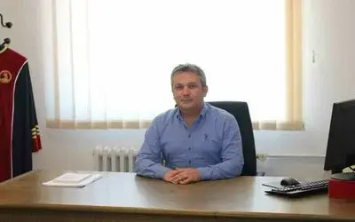 Gençler yapay zekâlı eğitime umutla bakıyor, yaş büyüdükçe kaygılar artıyor
