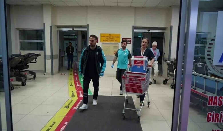 Minik Semih’in organları 3 çocuğa umut oldu
 - Sinop’un Ayancık ilçesinde denizde boğulma tehlikesi geçiren 9 yaşındaki minik Semih’in, kaldırıldığı Samsun Ondokuz Mayıs Üniversitesi Tıp Fakültesi’nde beyin ölümü gerçekleşti. Minik Semih’in ailesi tarafından bağışlanan organları 3 çocuğa umut oldu.