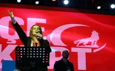 Vezirköprü’de Burçe Bozkurt ve Ali Kınık konseri
