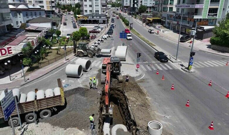 Samsun’da 2 bin milimetrelik borularla altyapı çalışması
