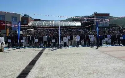 440 genç mühendisin mezuniyet coşkusu

