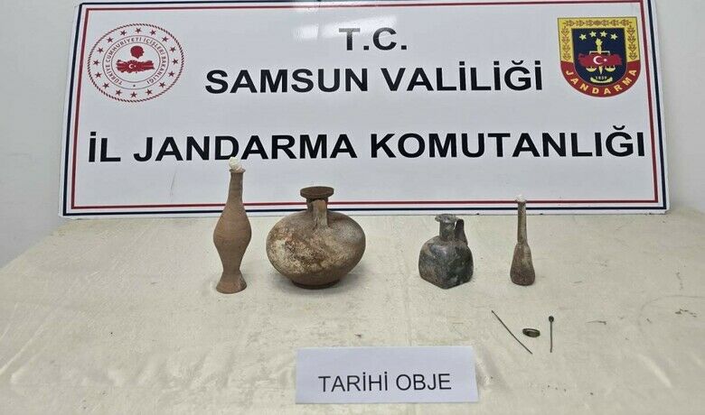 Jandarma tarihi eser ele geçirdi: 2 gözaltı

