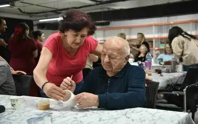 "Çini Sanatıyla Nesiller Buluşuyor" etkinliği
