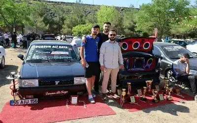 Modifiye tutkunları, Bafra’da fuarda buluştu