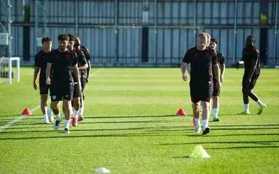 Samsunspor yeni sezona günde çift antrenmanla hazırlanıyor

