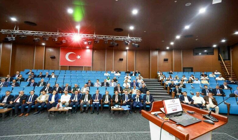 Samsun’da yatırımlar 100 milyarı aştı:432 projeyle kalkınma hamlesi sürüyor - Samsun’da 2025 yılı itibarıyla yürütülen kamu yatırımlarının toplam tutarı 102 milyar 751 milyon TL’yi buldu. Samsun Valisi Orhan Tavlı başkanlığında düzenlenen 3. İl Koordinasyon Kurulu Toplantısı’nda ulaşımdan sağlığa, sanayiden eğitime kadar birçok alanda yürütülen projeler ele alındı.