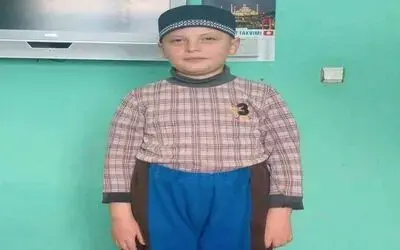 Gölette boğulma tehlikesi geçiren çocuğu imam kurtardı
