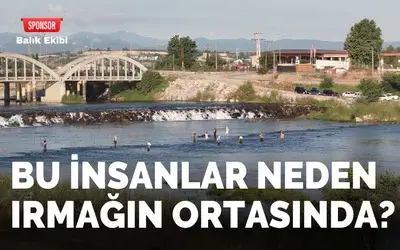 Bu İnsanlar Neden Irmağın Ortasında?