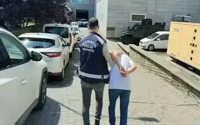 Uyuşturucu suçundan 10 yıl 5 ay hapis cezası bulunan şahıs yakalandı
