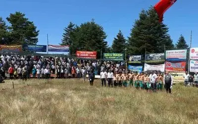 Alaçam’daki şenlikte Başpehlivan Resul Güne orman şehitleri adına güreşti
