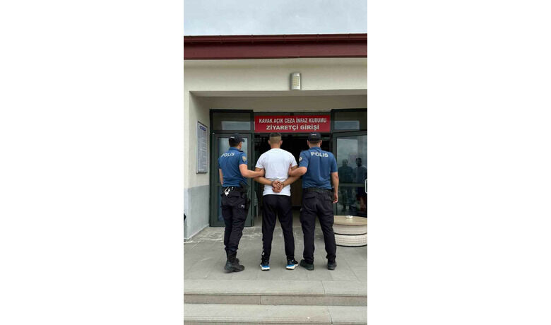 Hırsızlık suçundan 8 yıl 4ay hapis cezası bulunan hükümlü yakalandı - Samsun’un Kavak ilçesinde hırsızlık suçundan 8 yıl 4 ay hapis cezası ile aranan hükümlü yakalandı.