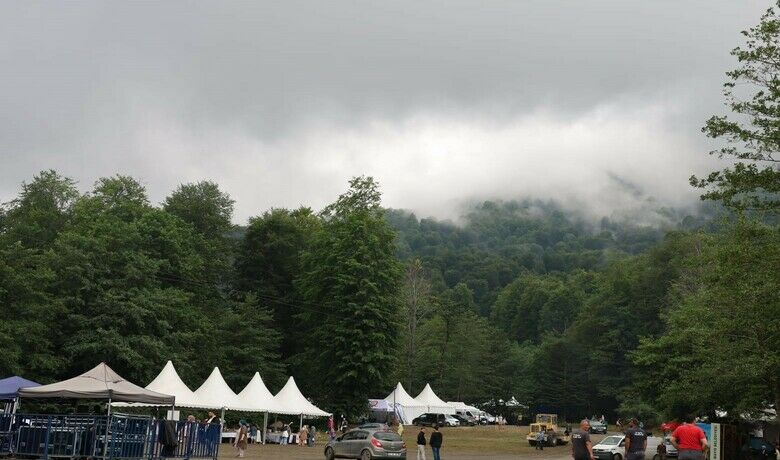 4. Nebiyan Doğa ve Gençlik Festivali başladı - Samsun’un 19 Mayıs ilçesinde "Festivalin Zirvesi" sloganıyla bu yıl 4’üncüsü düzenlenen Nebiyan Doğa ve Gençlik Festivali başladı. 1224 rakımlı Nebiyan Dağı’nın eteklerinde kurulan festival alanı, doğayla iç içe spor, kültür ve eğlence dolu etkinliklerle katılımcıları ağırlıyor.