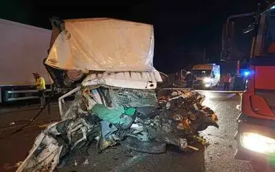 Samsun’da kamyonet park halindeki tıra çarptı: 1 ölü, 1 yaralı
