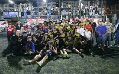Atakum’da final heyecanı: Kupayı Kurugökçespor kaldırdı
