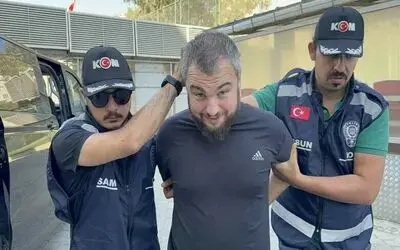 Kırmızı bültenle aranıp Rusya’da yakalanan suç örgütü lideri tutuklandı
