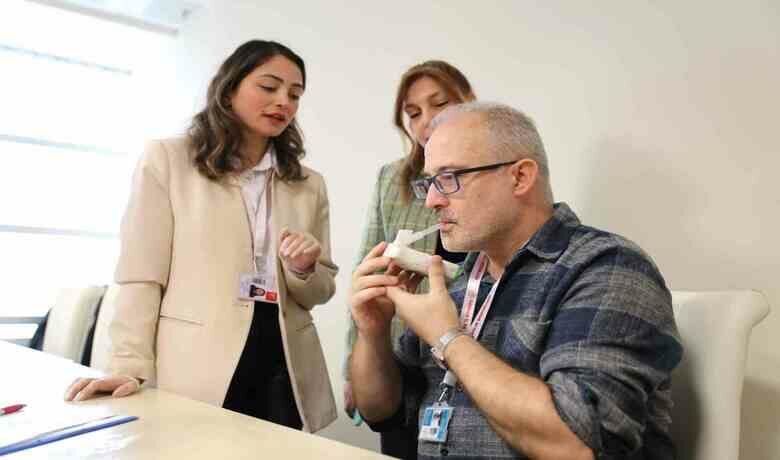 Samsun sigarayı bırakıyor
 - Samsun’da son 1,5 yılda danışmanlık hizmeti alan vatandaşların 4 bin 222’si sigarayı bırakmak için ilaç tedavisine başladı ve bu vatandaşların da 166’sı sigarayı bırakarak sağlıklı hayata adım attı. İl Sağlık Müdürlüğü ise çalışmaların hız kesmeden devam edeceğini ve poliklinik sayısının 8’den 12’ye çıkacağını açıkladı.